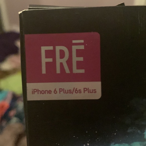 Life proof fee case - Picture 4 of 4